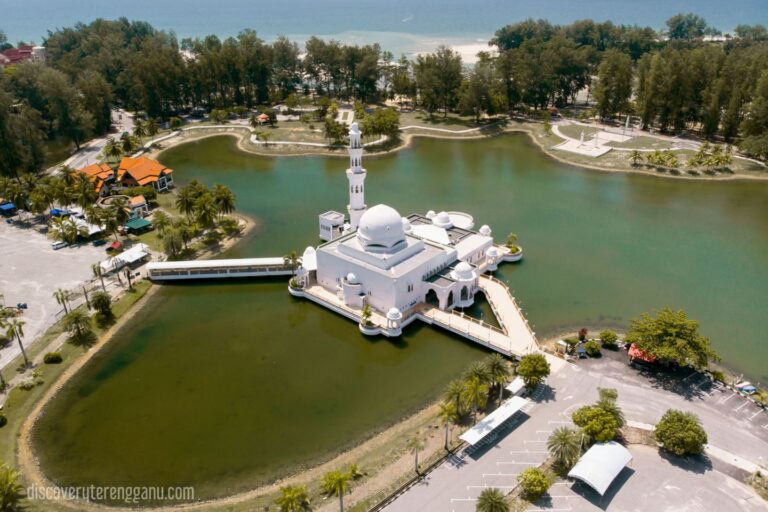 Masjid Terapung