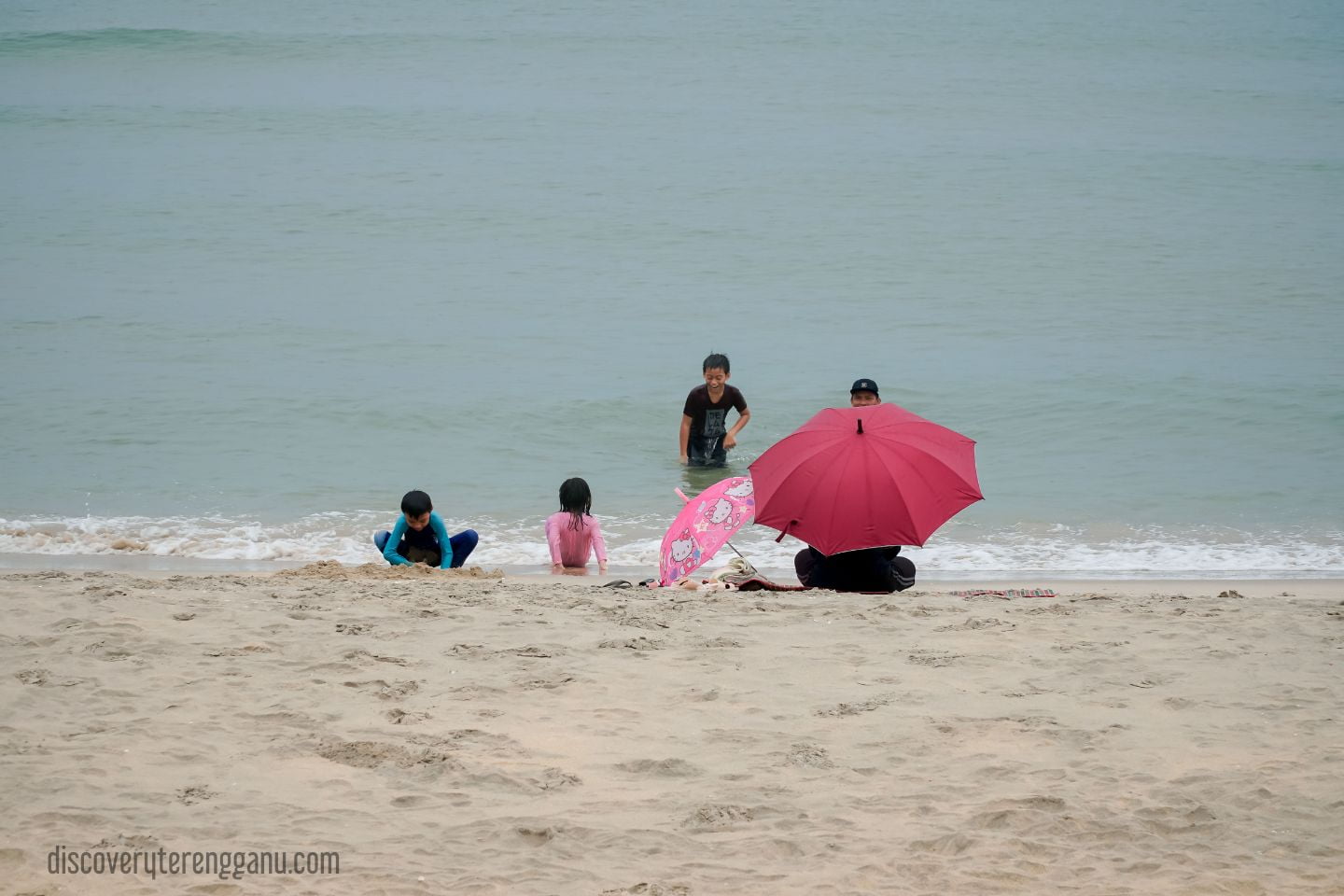 Pantai Pulau Kekabu