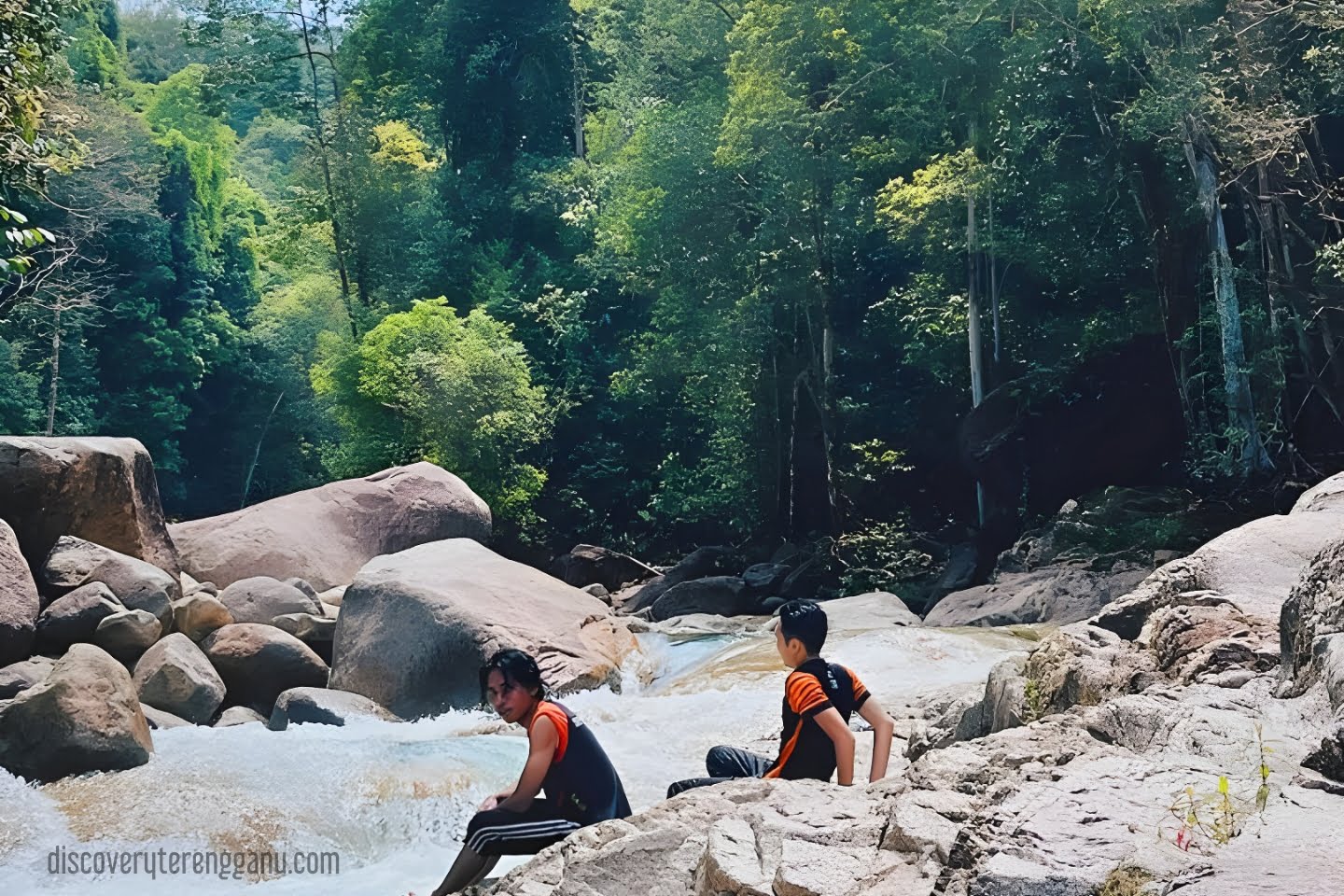 Lata Kolam Air Deru Ecopark