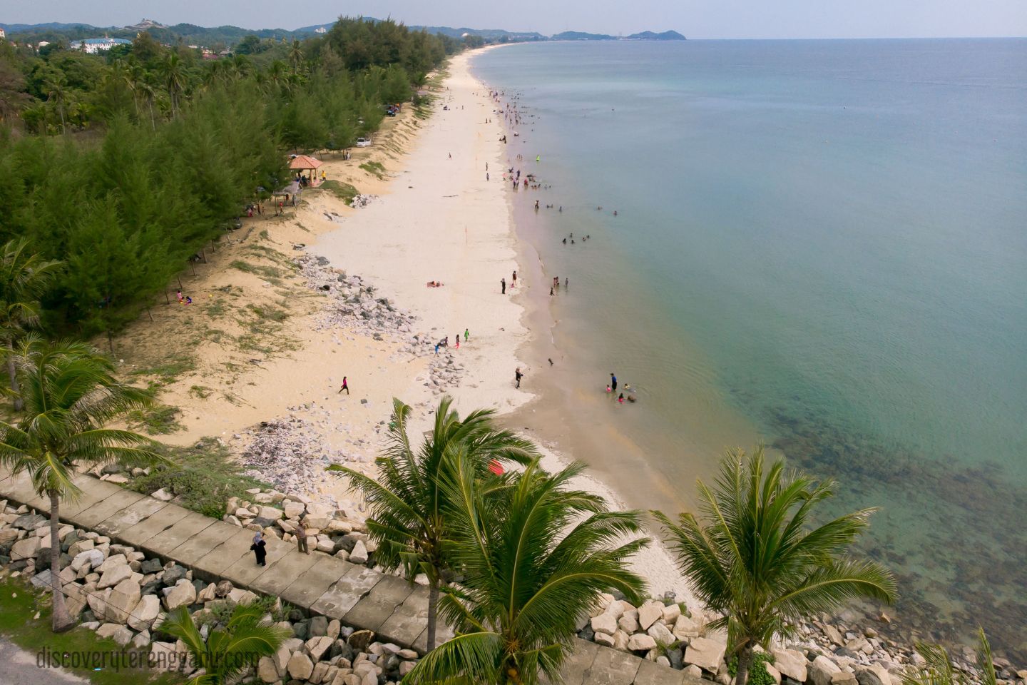 Pantai Pulau Kekabu