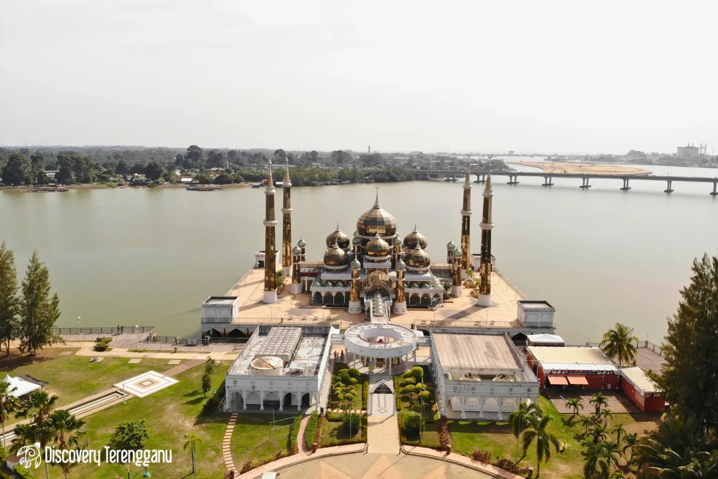 Masjid Kristal