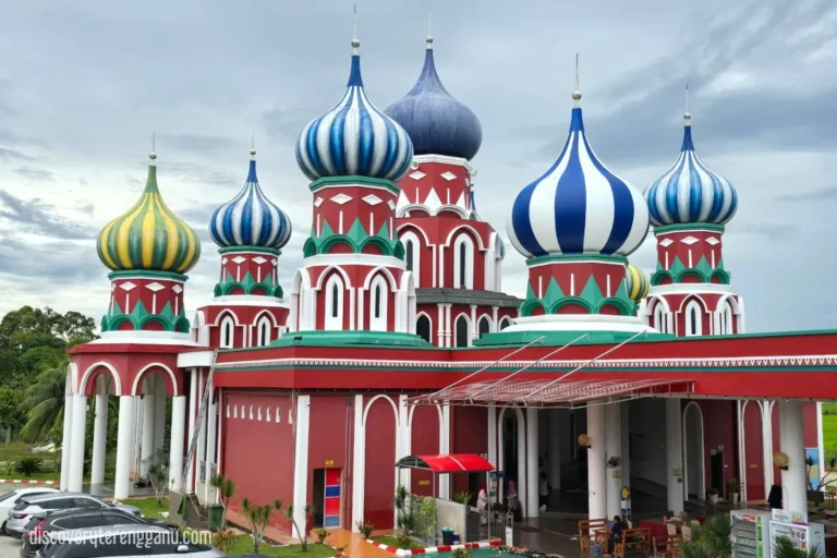 Masjid Lapan Kubah