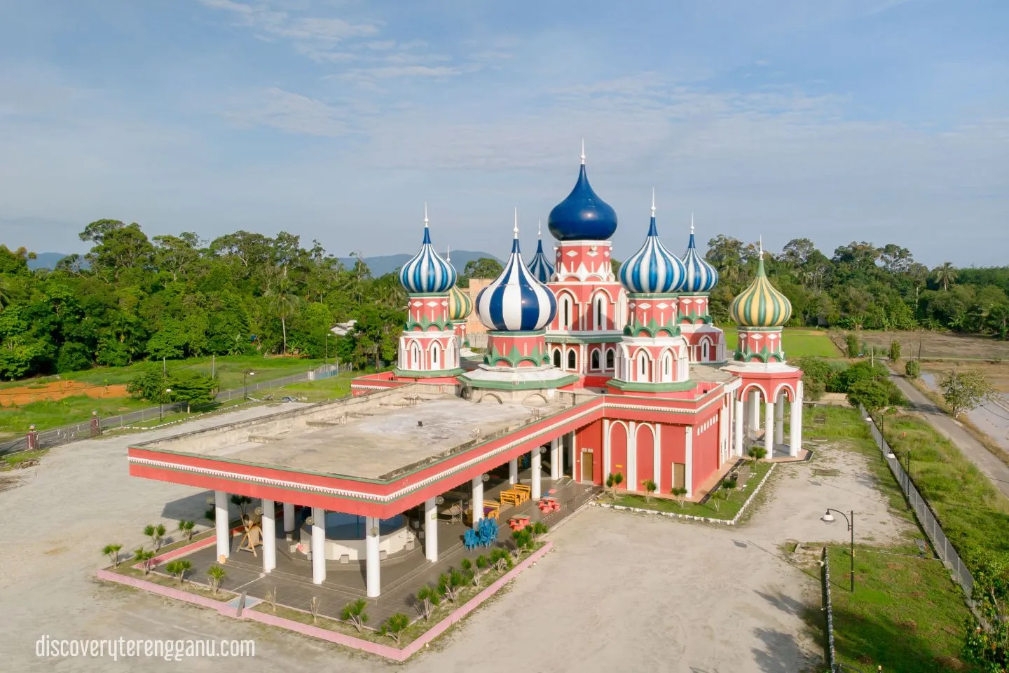 Masjid Lapan Kubah