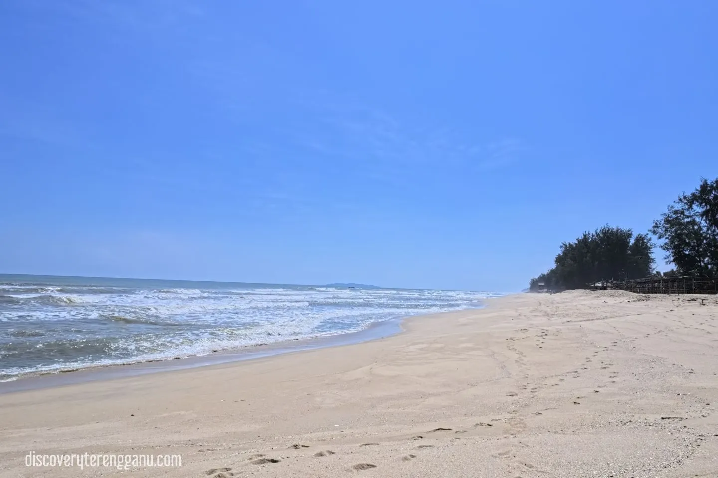 Pantai Batu Buruk