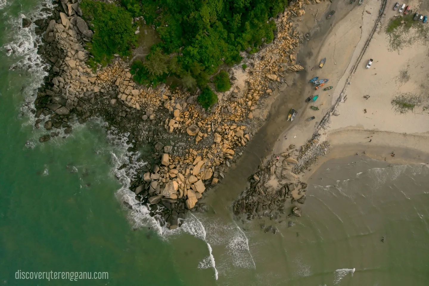 Pantai Penunjuk Kijal