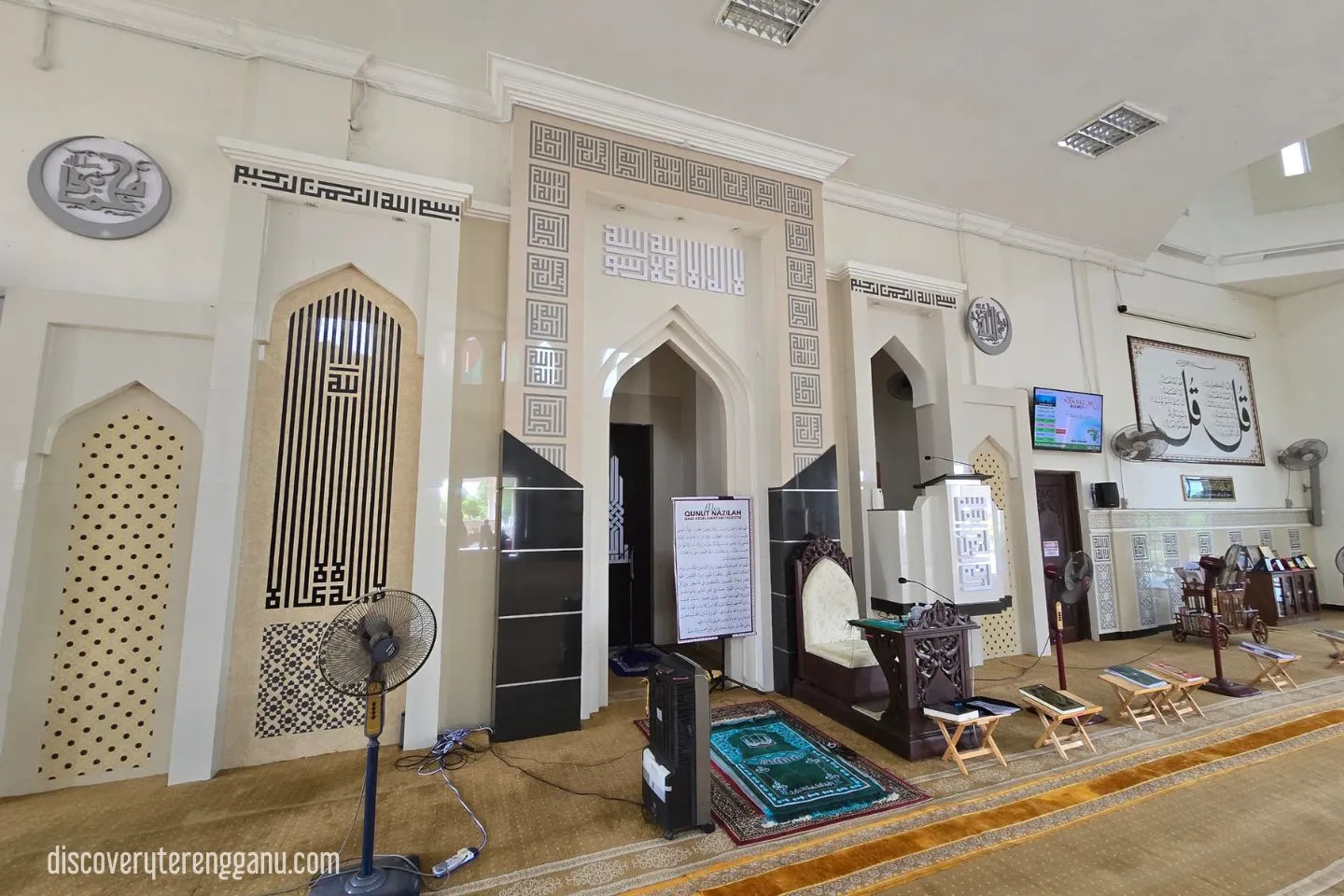Masjid Lapan Kubah