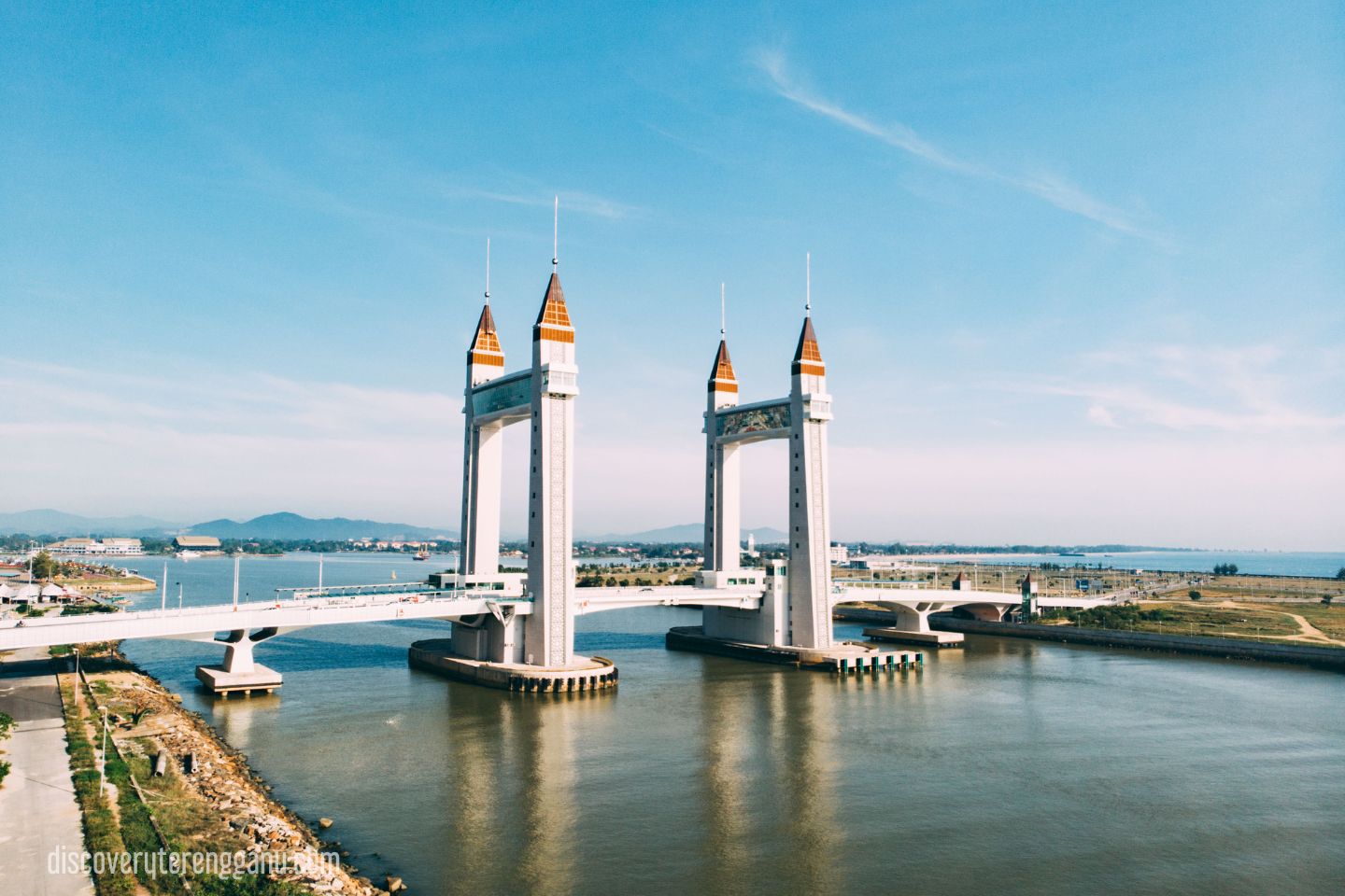 Jambatan Angkat Kuala Terengganu