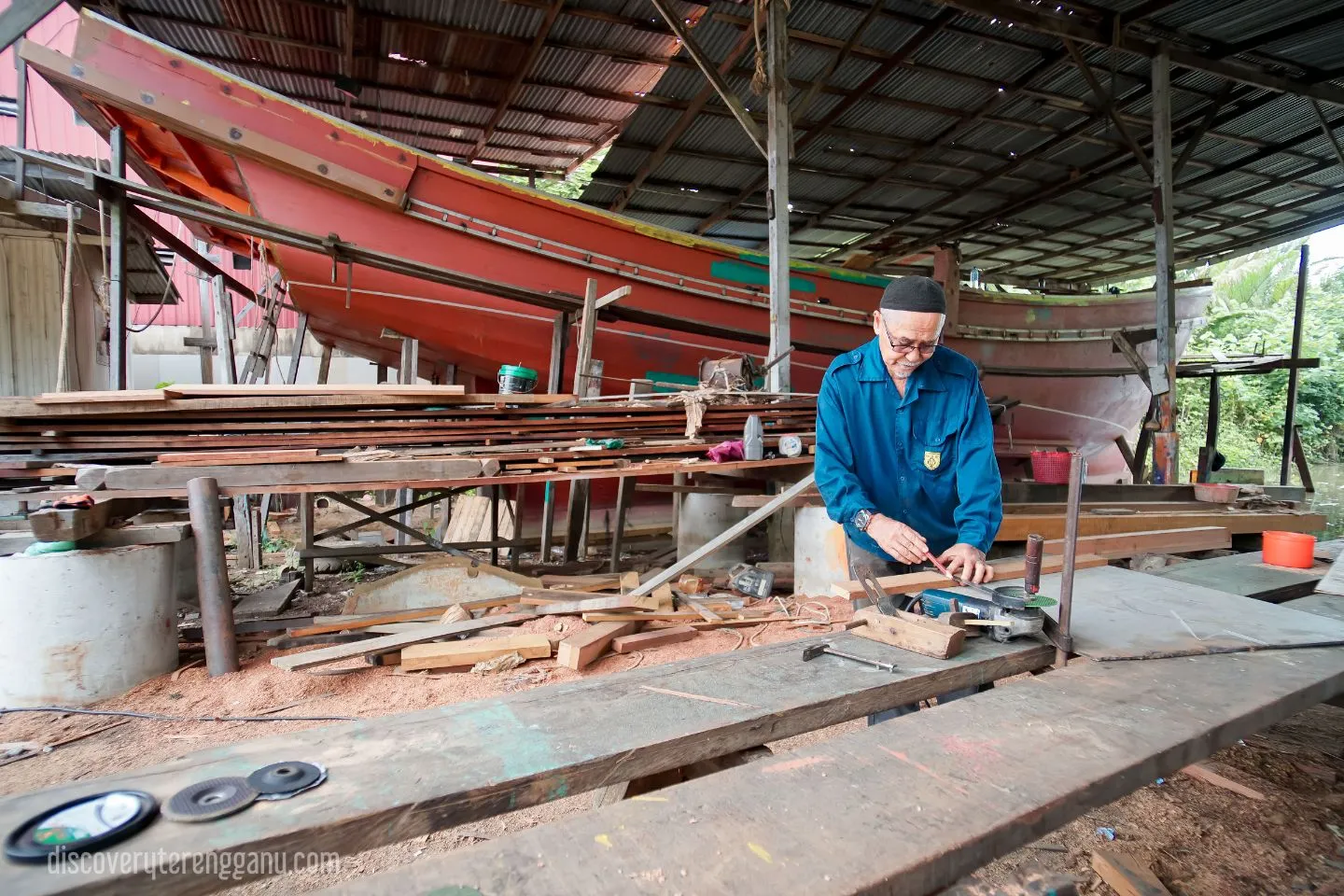 Pembuatan Perahu Tradisional Terengganu 10