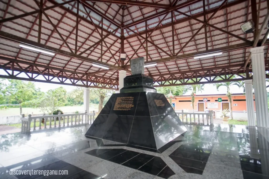 Memorial Batu Bersurat Terengganu