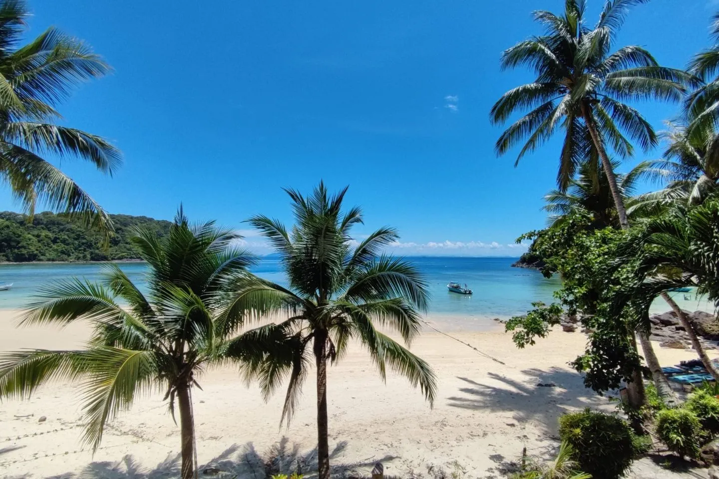 Pulau Tenggol 25111438
