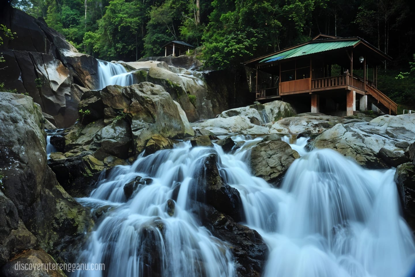 Air Terjun Sekayu