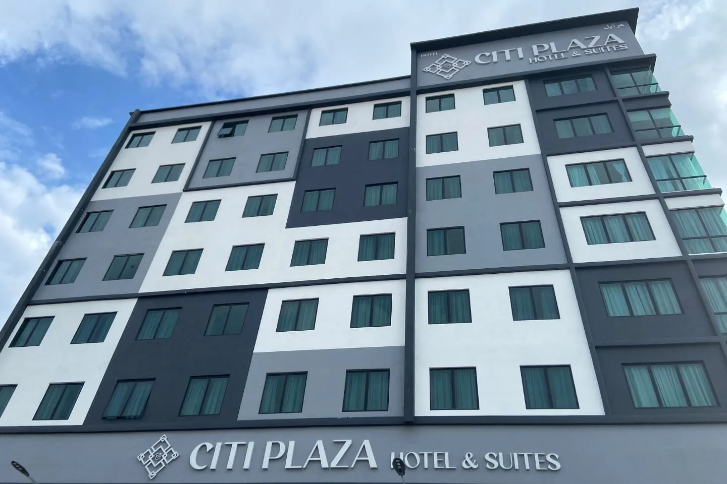 Citi Plaza Hotel & Suites