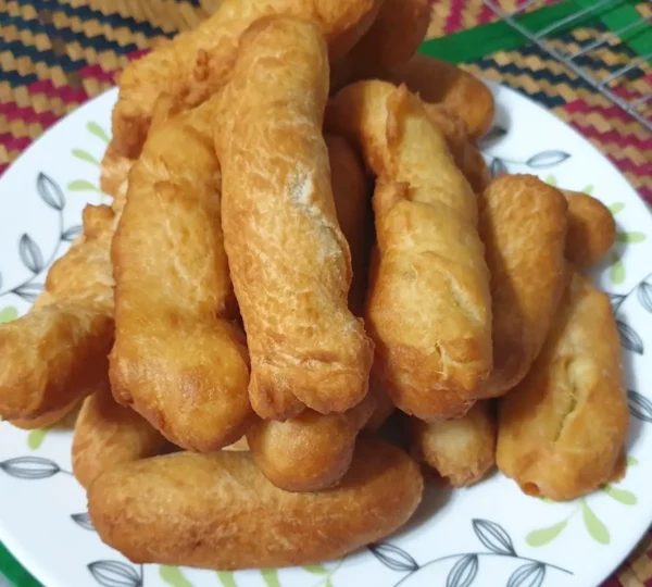 Kuih Kayu Keramat (Kuih Kamat)