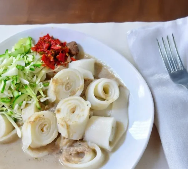 Laksam Terengganu Kuah Ikan Putih