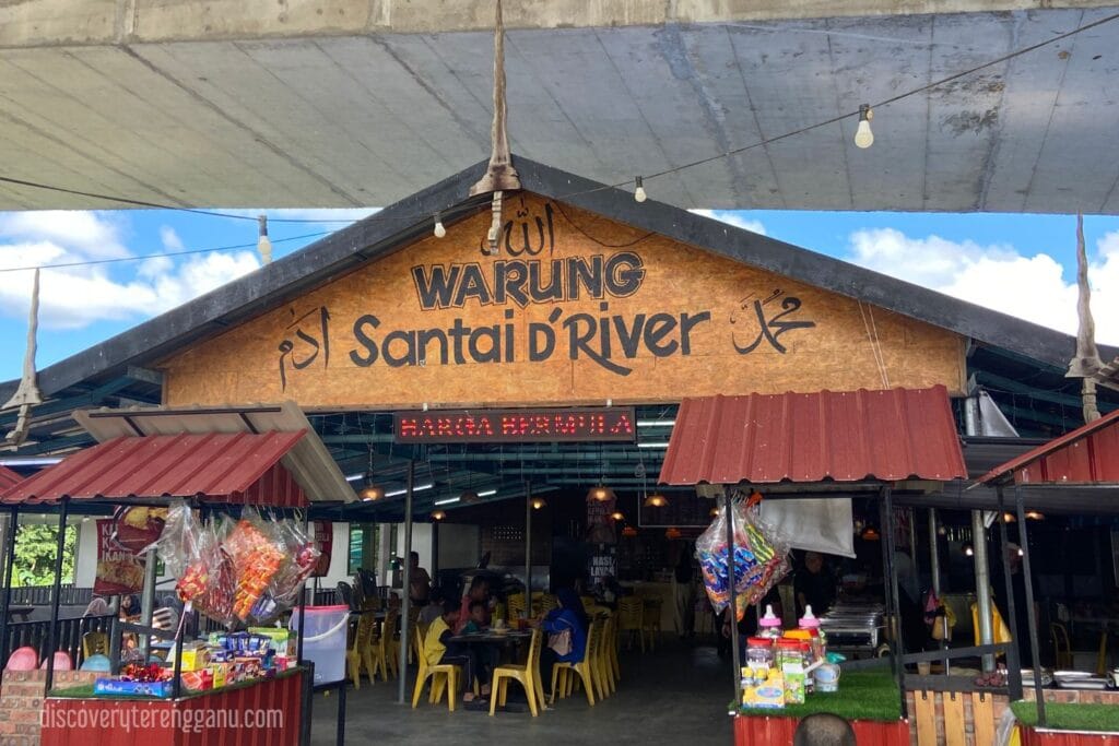 Warung Santai D'River (Kari Kepala Ikan)