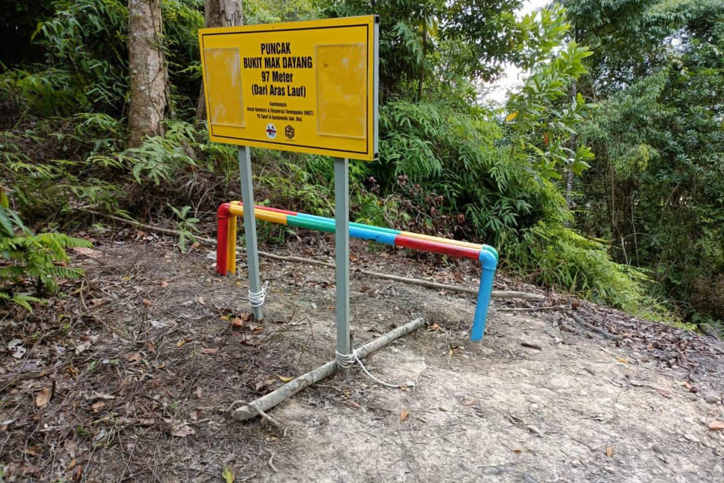 Bukit Mak Dayang