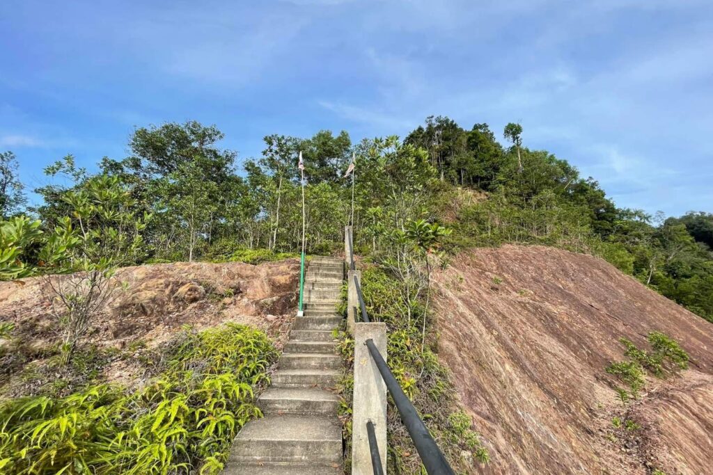 Bukit Mak Dayang