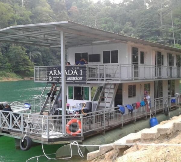 Armada Houseboat 1 Cover Photo