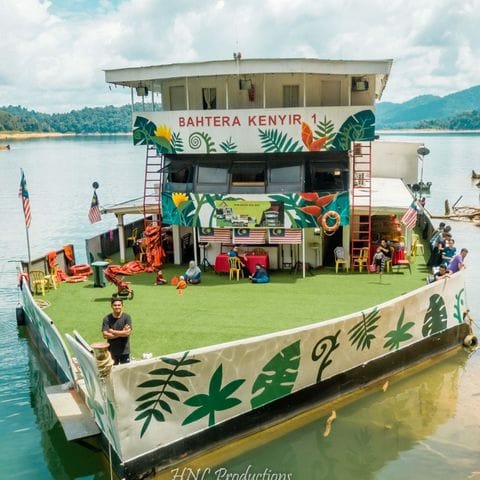 Bahtera Kenyir Houseboat Profile Photo