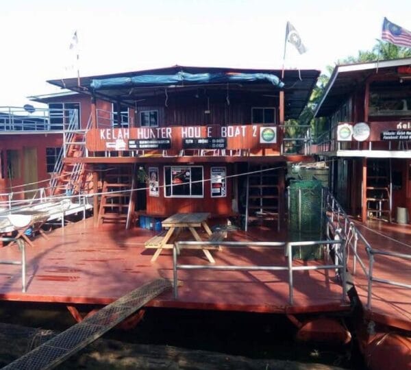 Kelah Hunter Houseboat Cover Photo