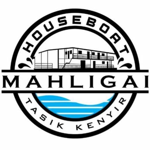 Mahligai Houseboat Profile Photo
