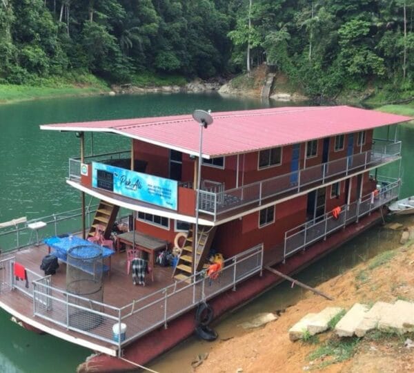 Pak Ali Houseboat Cover Photo
