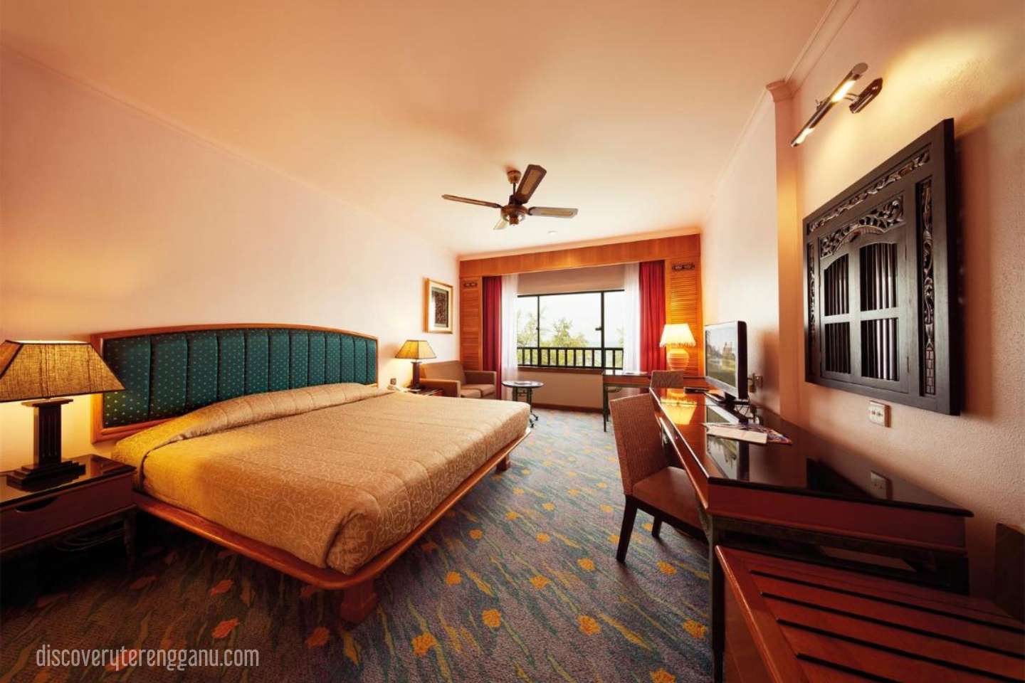 Resort World Kijal (7)