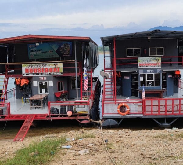 Sebarau Houseboat Cover Photo