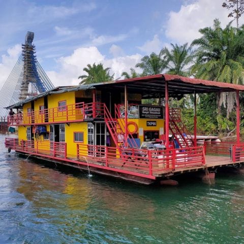 Sri Gagau Kenyir Houseboat Profile Photo