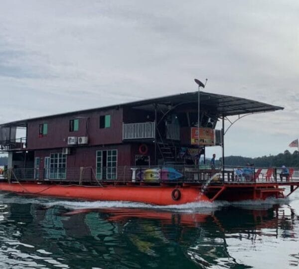 Suria Permata Houseboat Cover Photo