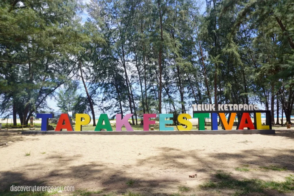 Pantai Teluk Ketapang