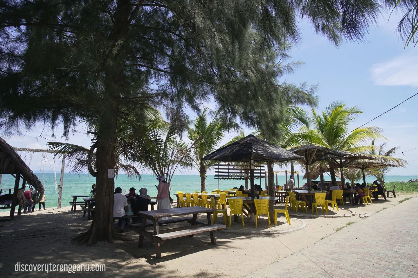 Pantai Penarik