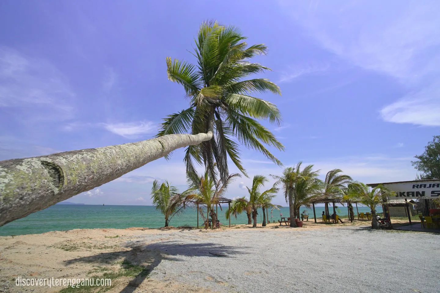 Pantai Penarik
