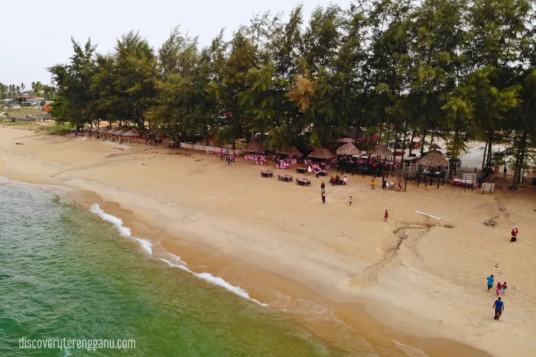 Pantai Penarik