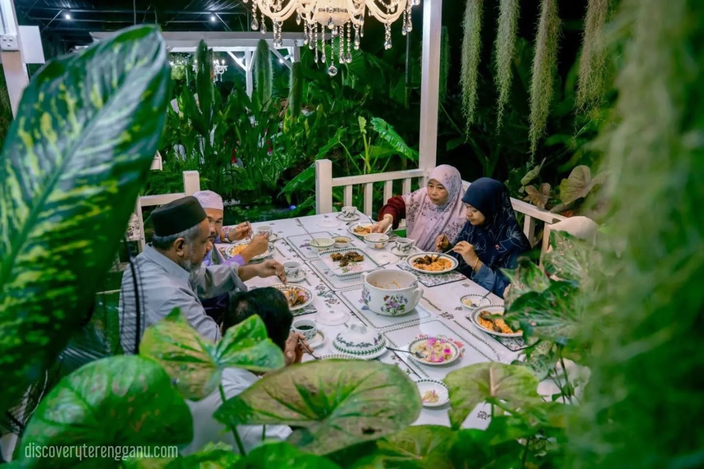 3. Zety Roses Garden Café & Farm