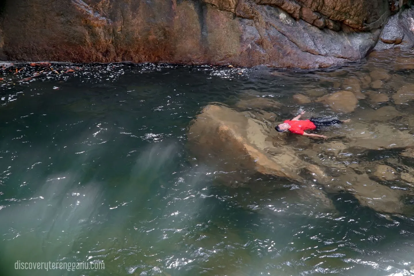 7. Air Terjun Chemerong