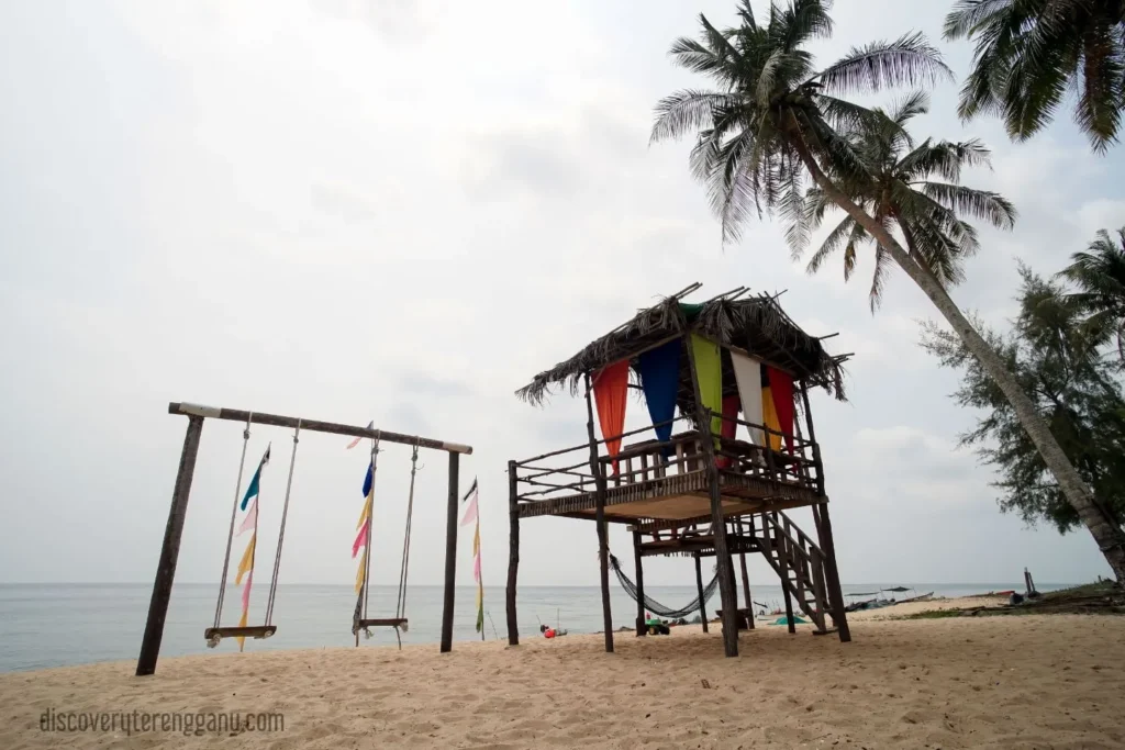 Pantai Jambu Bongkok Marang