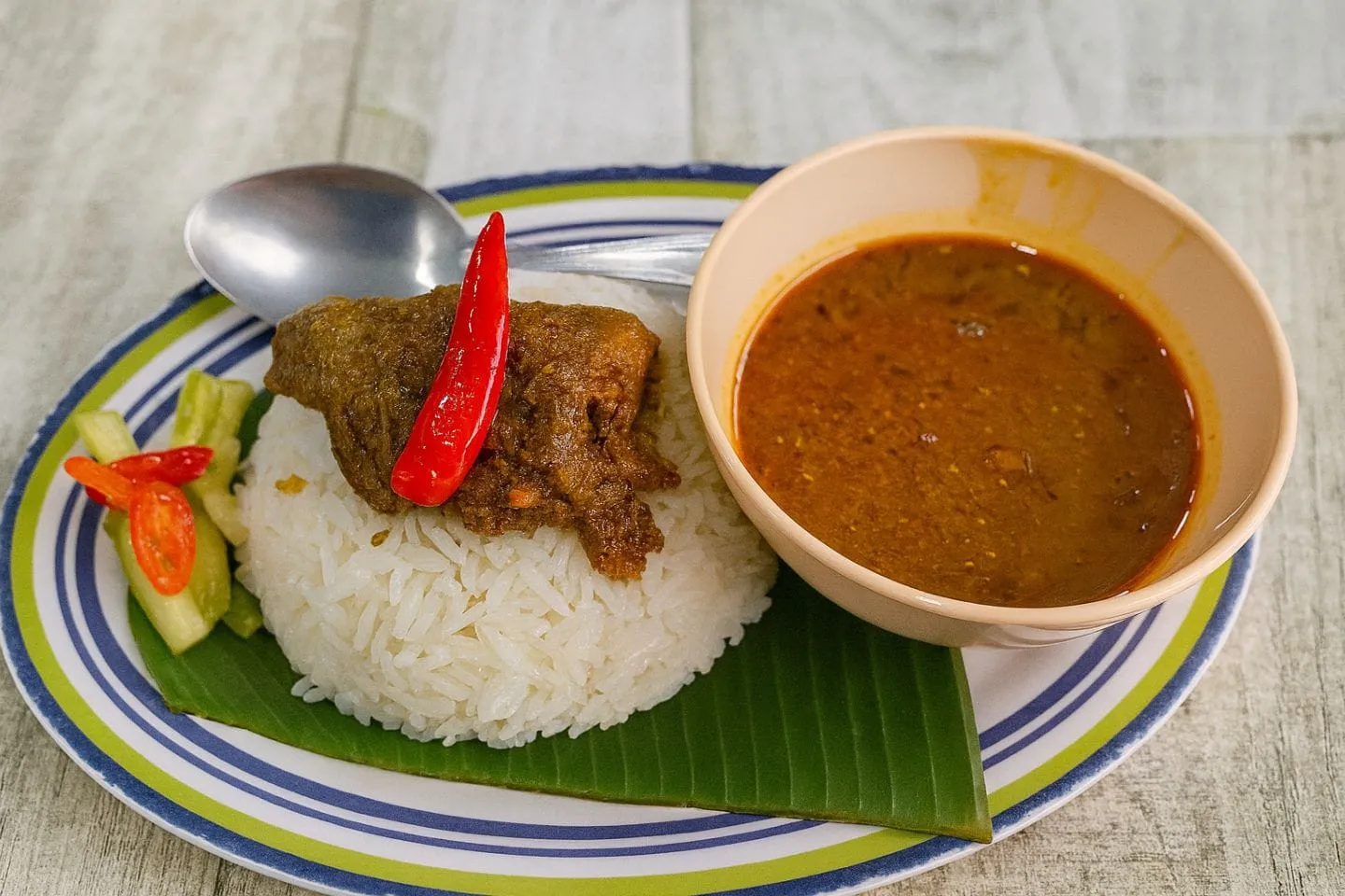 Kedai Makan Teh Yah Nasi Dagang Kemaman