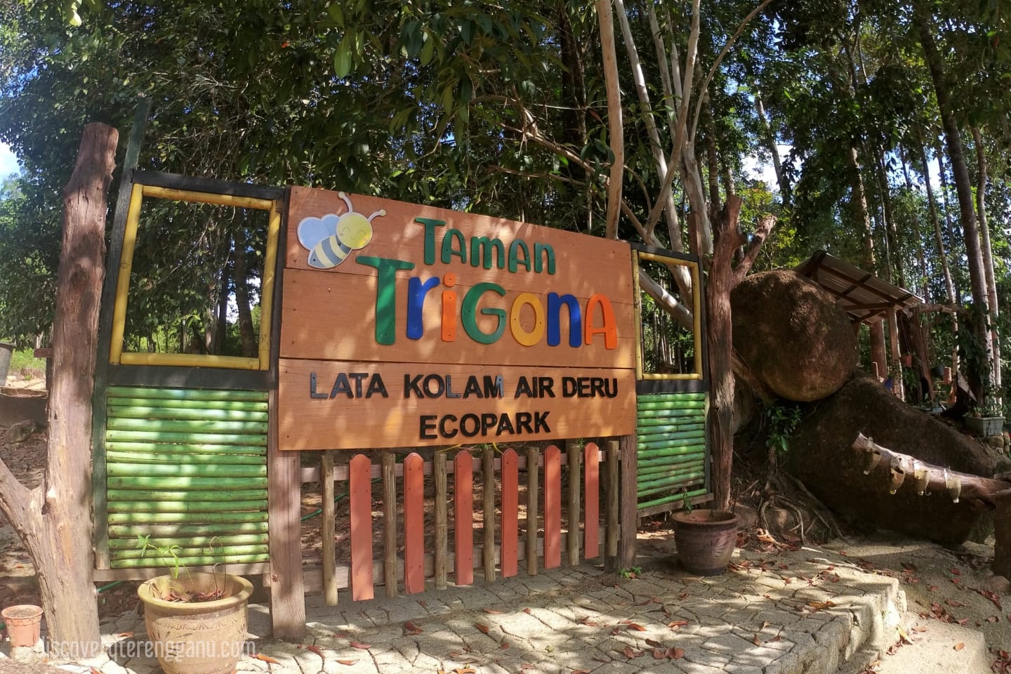 Lata Kolam Air Deru Ecopark