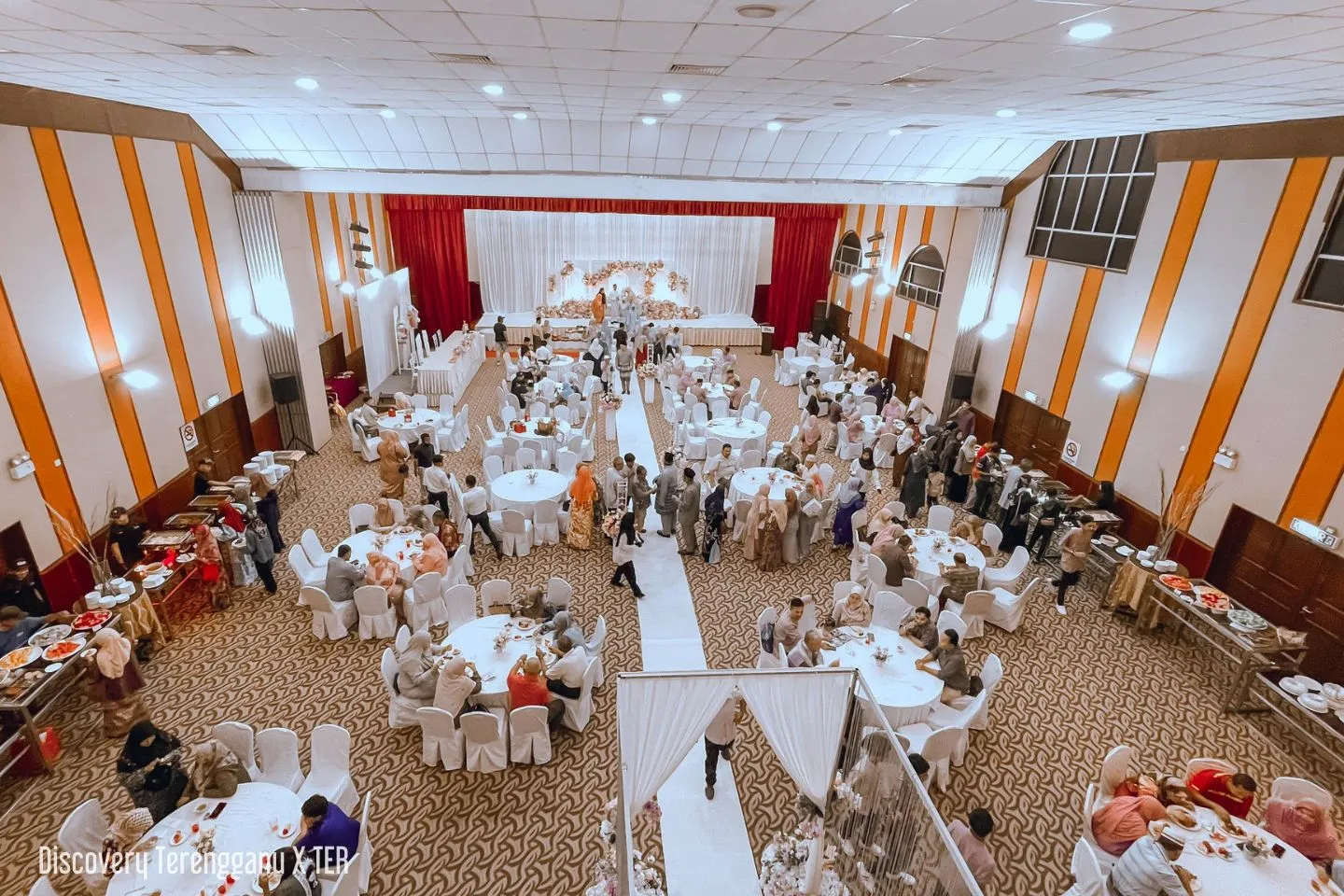 Dewan & Ruang Acara