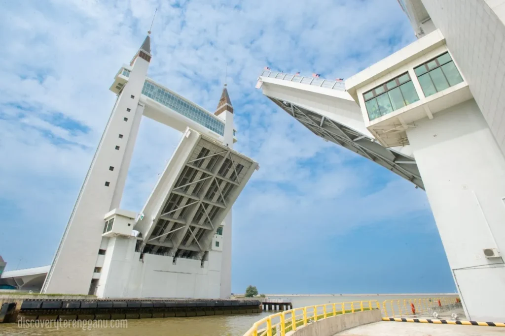 Bukaan Bascule Jambatan Angkat Kuala Terengganu