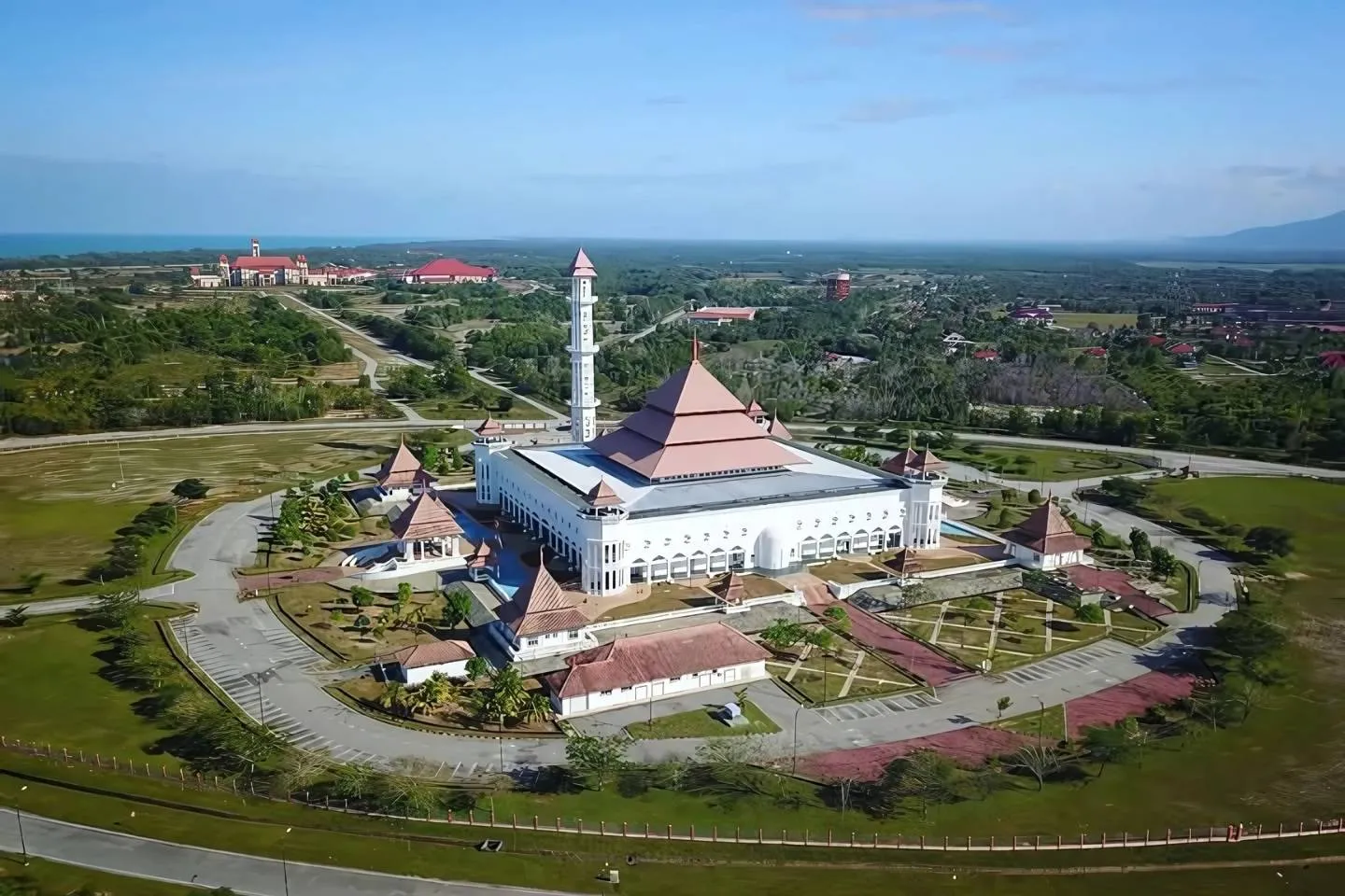 8. Masjid Taman Ilmu Tembila