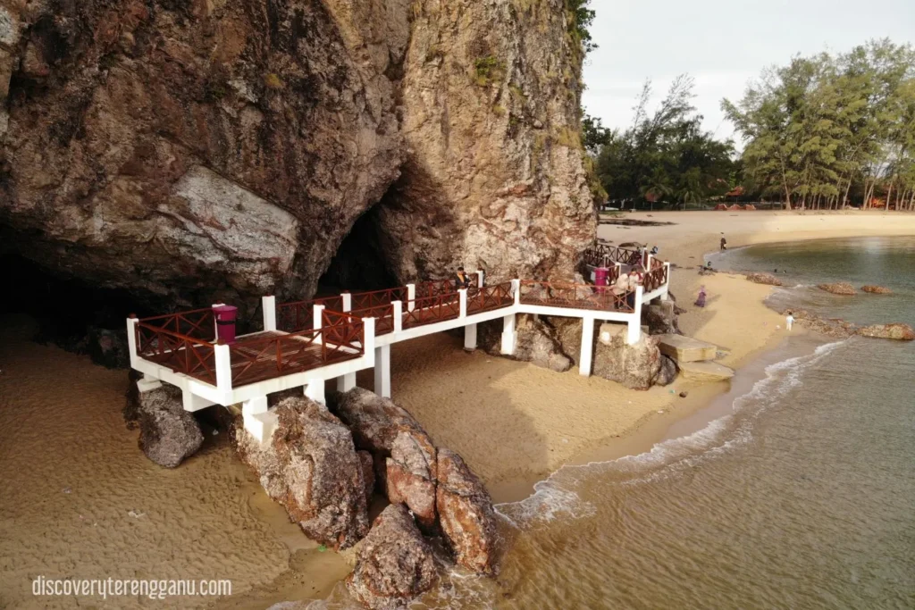 Pantai Bukit Keluang