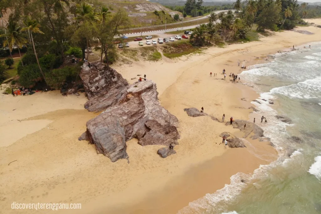 Pantai Batu Pelanduk, Dungun