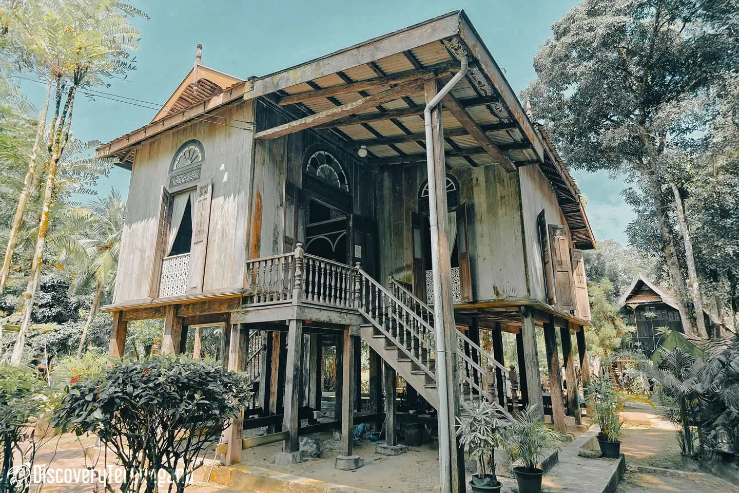 Rumah-Bujang-Berpeleh-atau-Berkembar-Kampung-Budaya