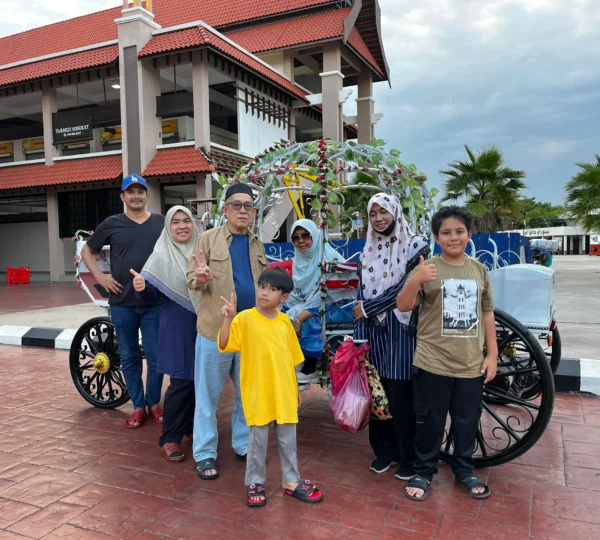 eBeca Tranung