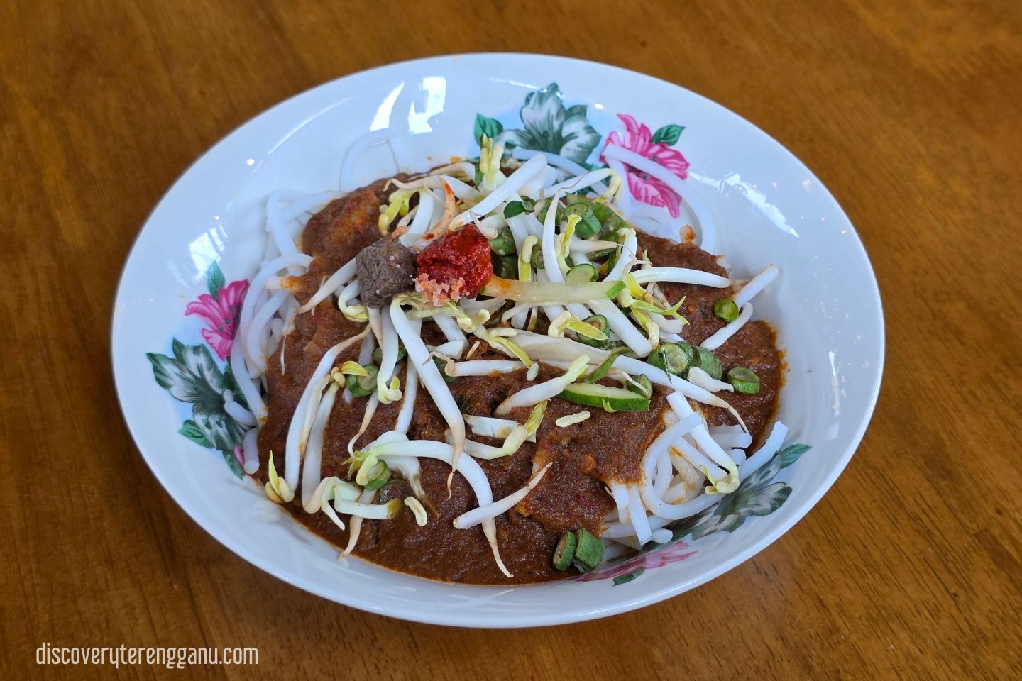 Laksa Kuah Merah Restoran Pior Ganu