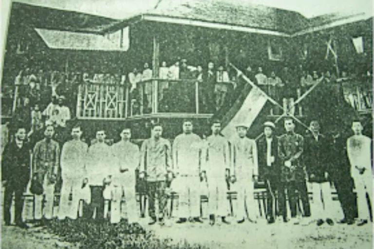 Sekolah Tertua di Terengganu 07011504