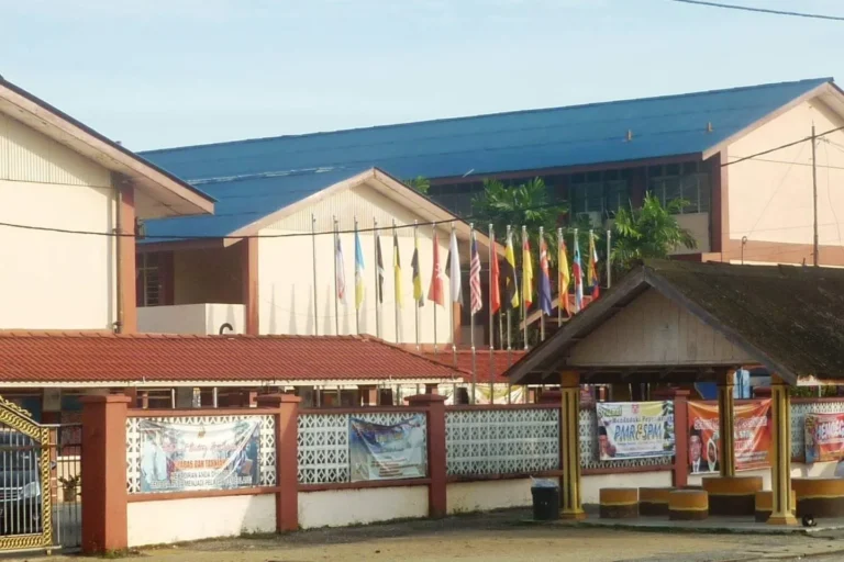 Sekolah tertua di Terengganu Sekolah Menengah Agama Maarif