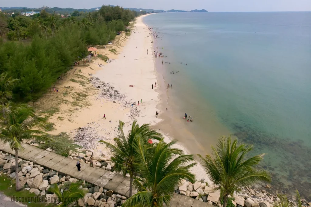 Pantai Pulau Kekabu